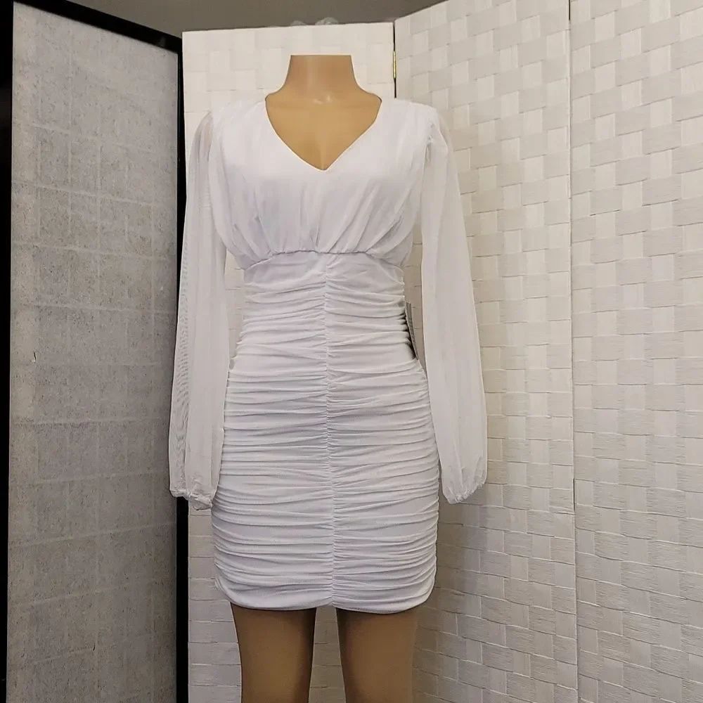 BRAND NEW LOVE X DESIGN RUCHED BODYCON LONG SLEEVE V NECK MINI  COCKTAIL… - Picture 12 of 14